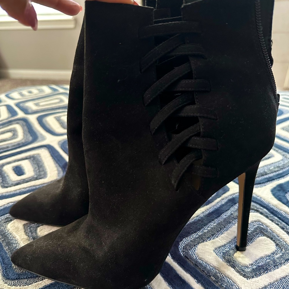 Ankle Boots. Black.